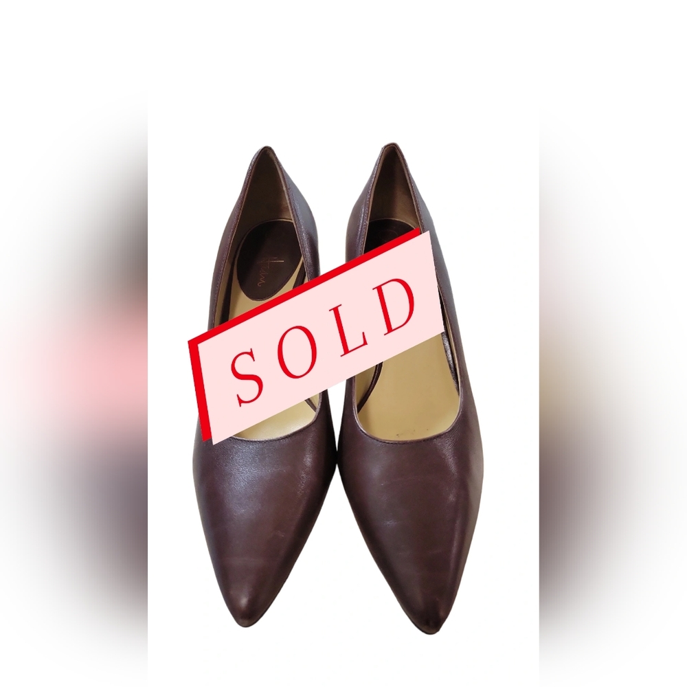 Cole Haan leather pumps Size 10